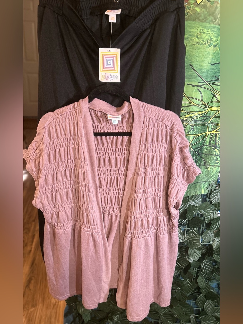 LuLaRoe Blush Pink Smocked Open-Front Tunic: 2x w LuLaRoe “Lena” Blk Pants: 3x